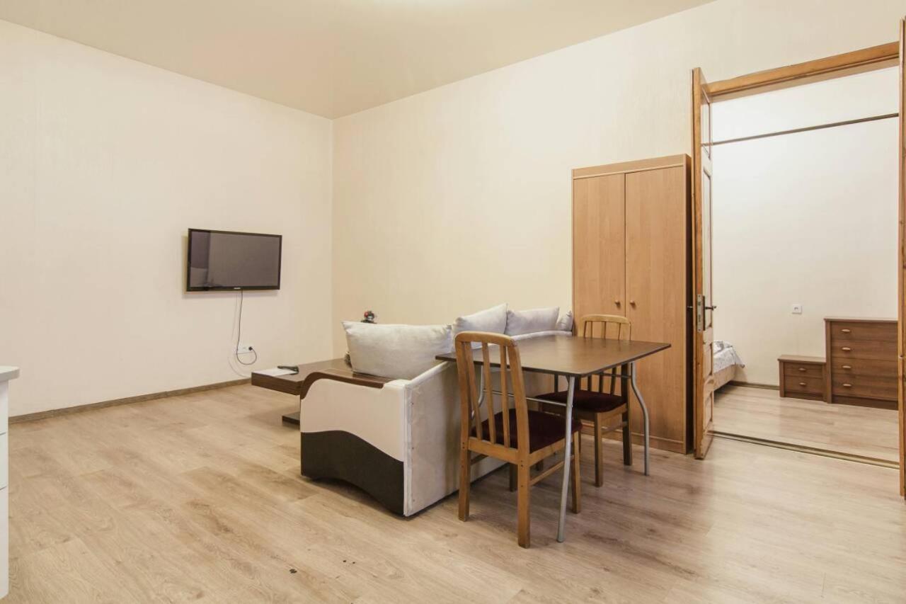 Deribas Apartments Odessa Esterno foto