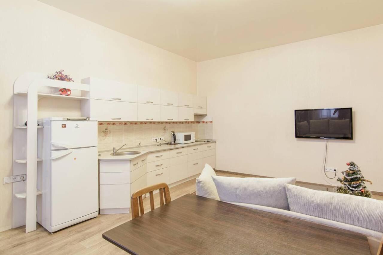 Deribas Apartments Odessa Esterno foto