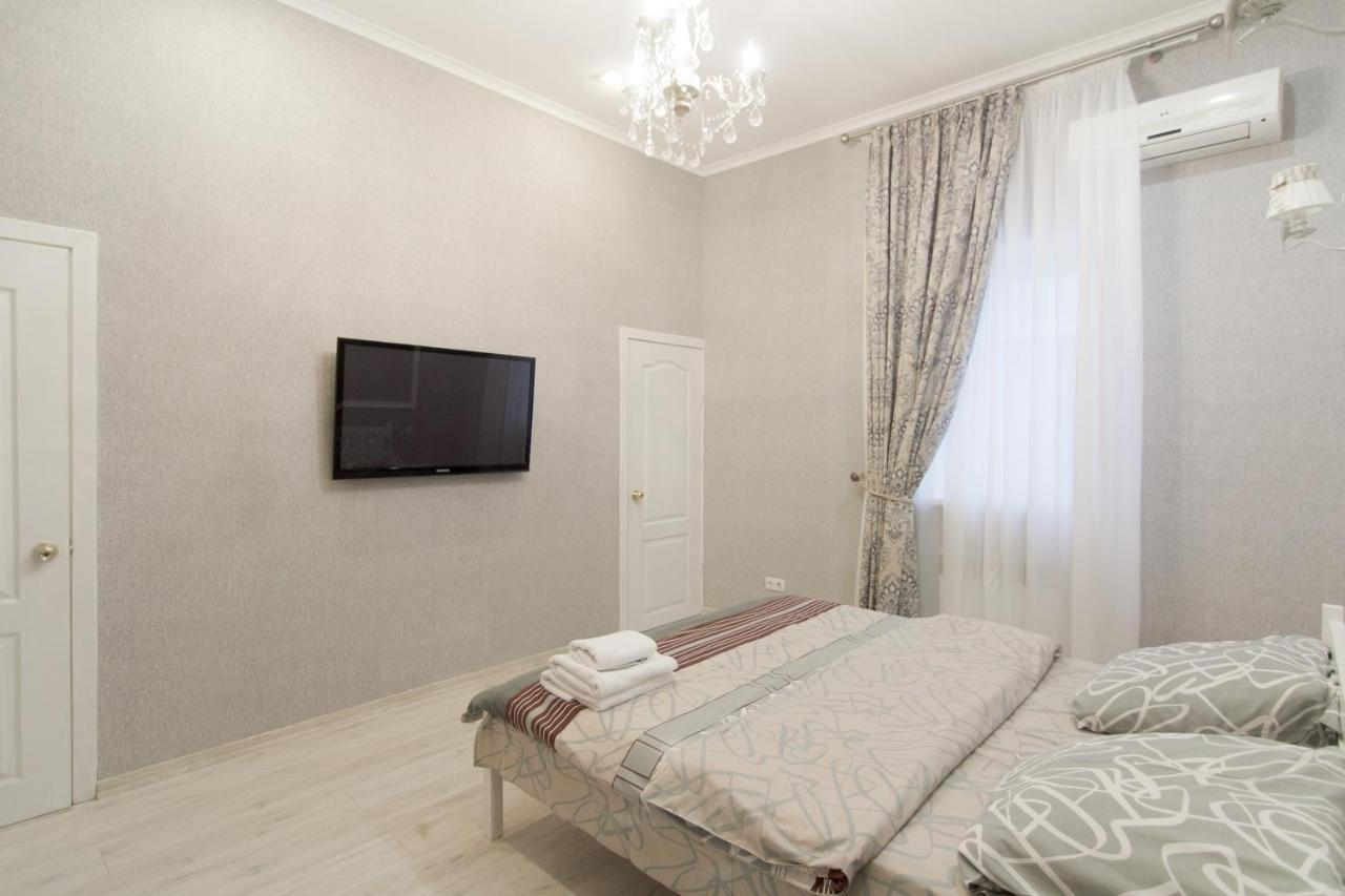 Deribas Apartments Odessa Esterno foto