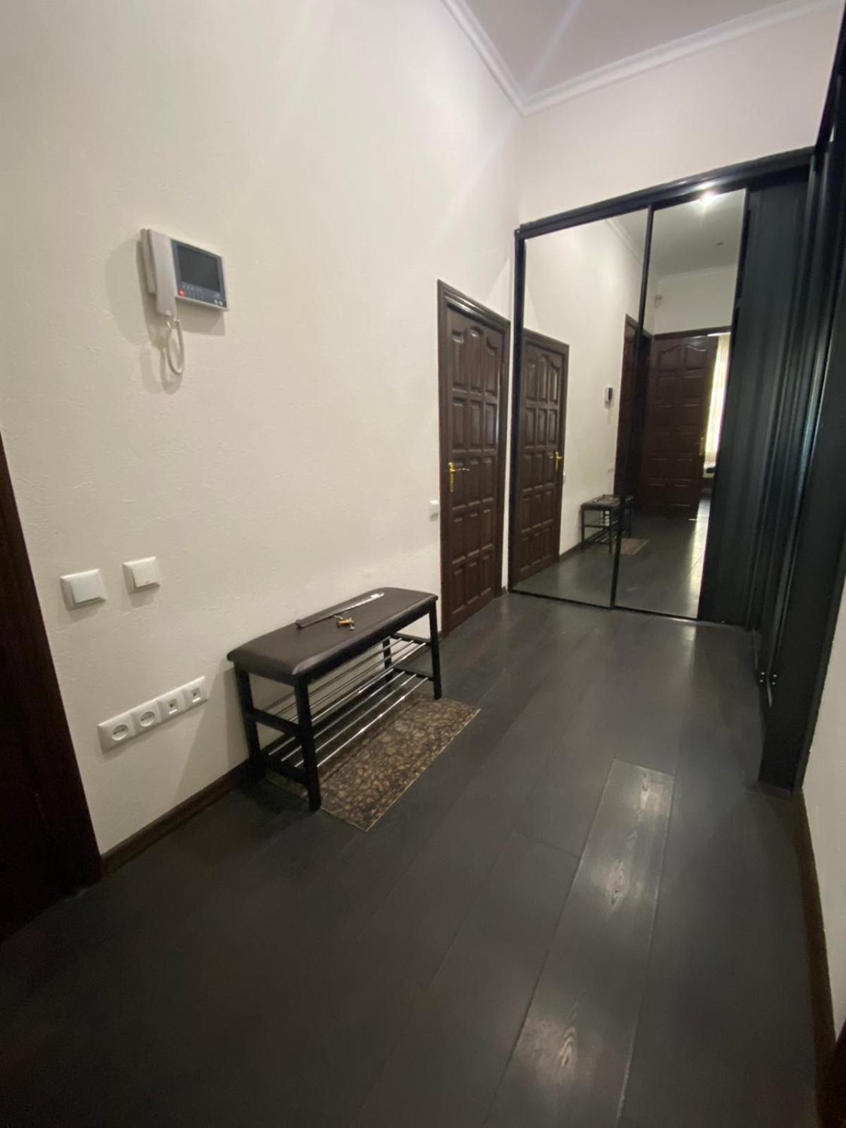 Deribas Apartments Odessa Esterno foto
